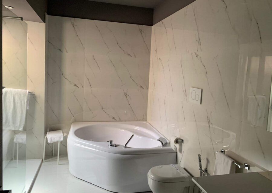 Bagno con doccia emozionale